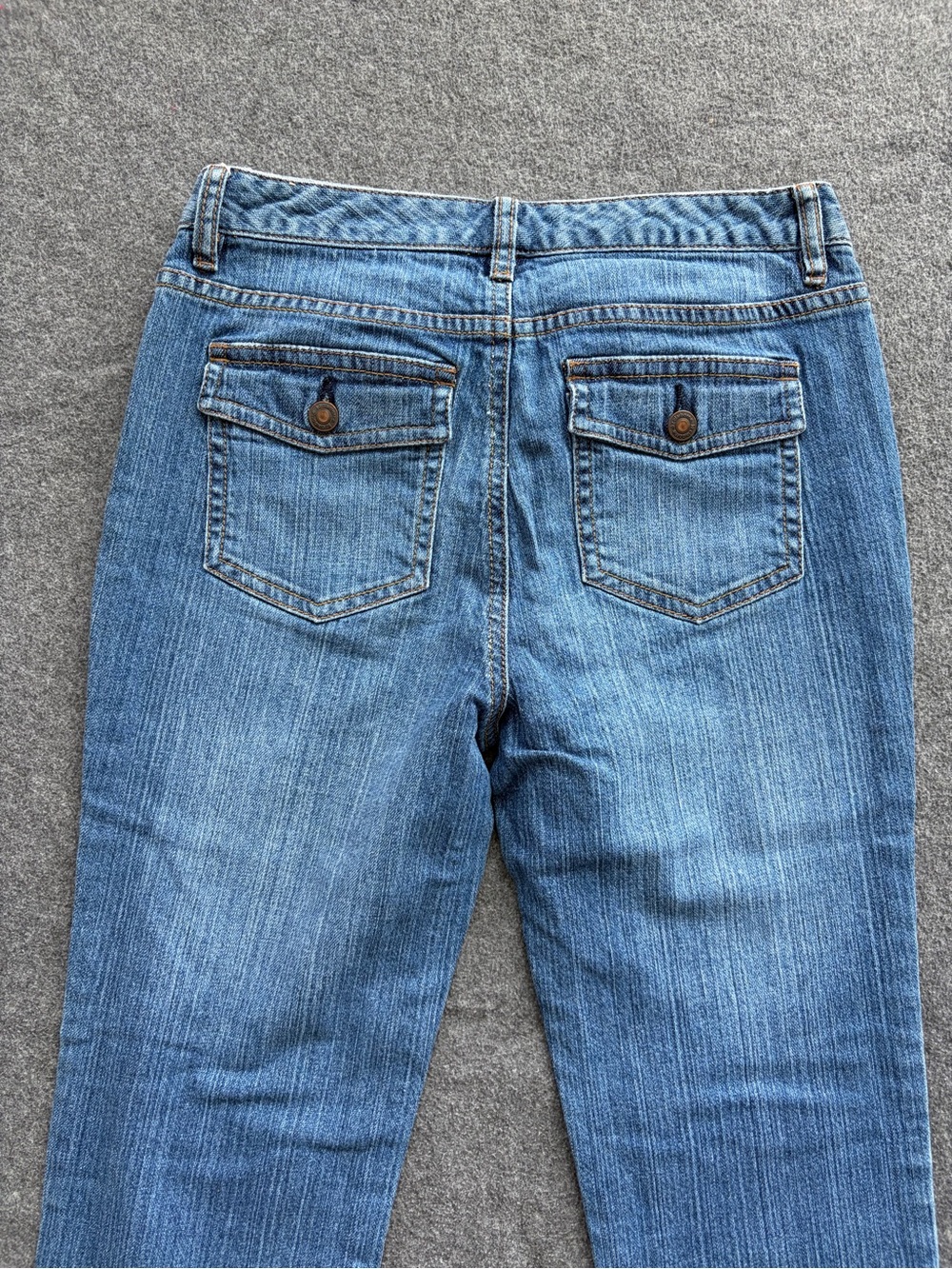 Liz Claiborne Slim Straight Leg Jeans Mid Rise Medium Wash 29x30 Fall Classic
